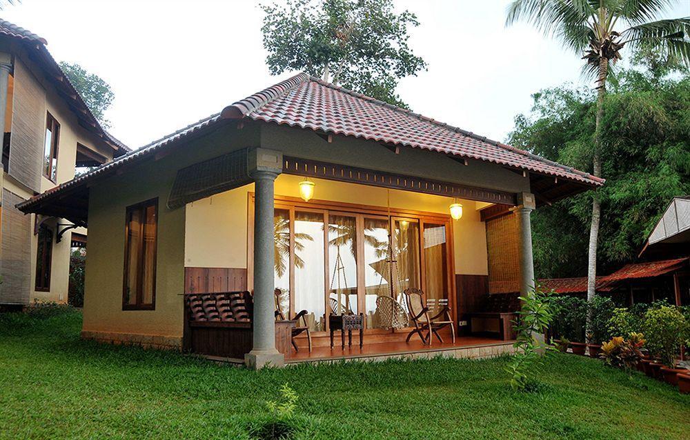 Ananda Lakshmi Ayurveda Retreat Hotel Chowara Екстериор снимка