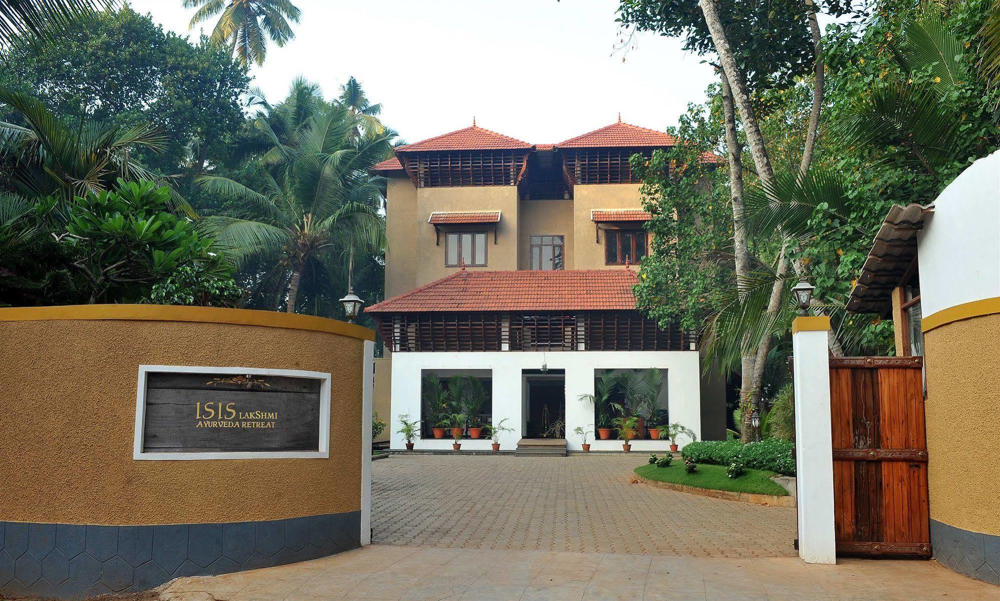 Ananda Lakshmi Ayurveda Retreat Hotel Chowara Екстериор снимка